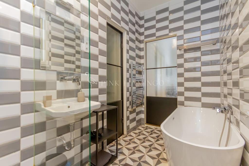 Pink Flamingo : Central Base Appartement *