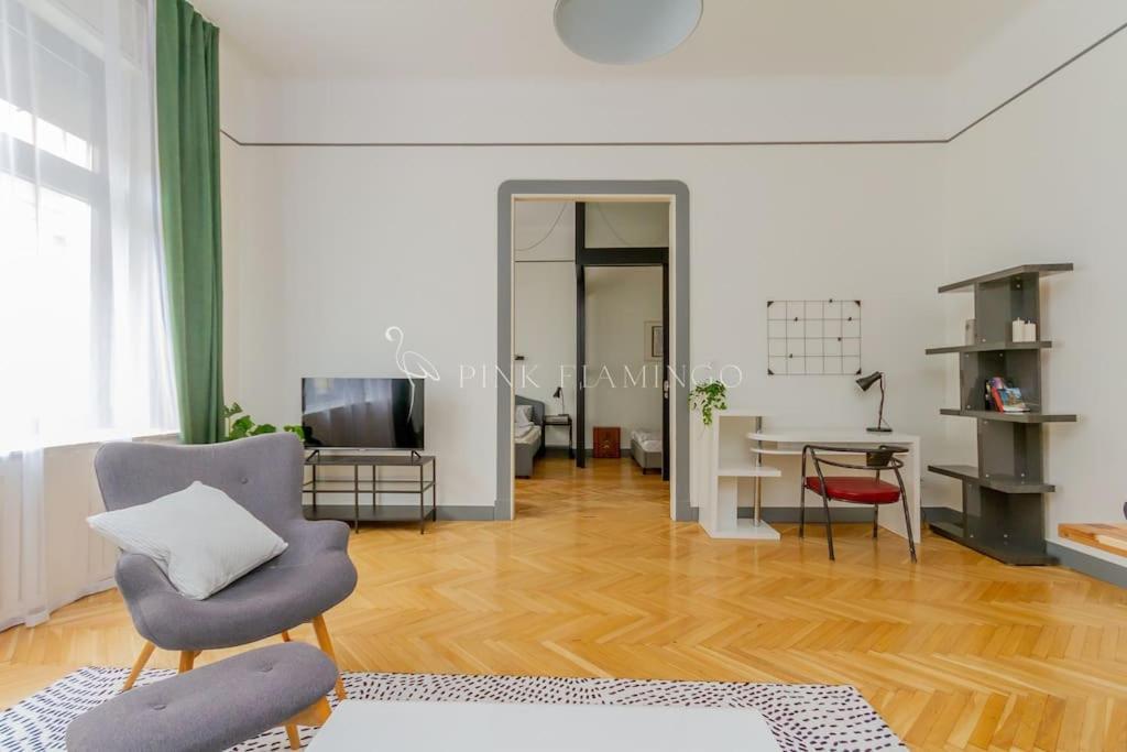 Appartement Pink Flamingo : Central Base Budapest