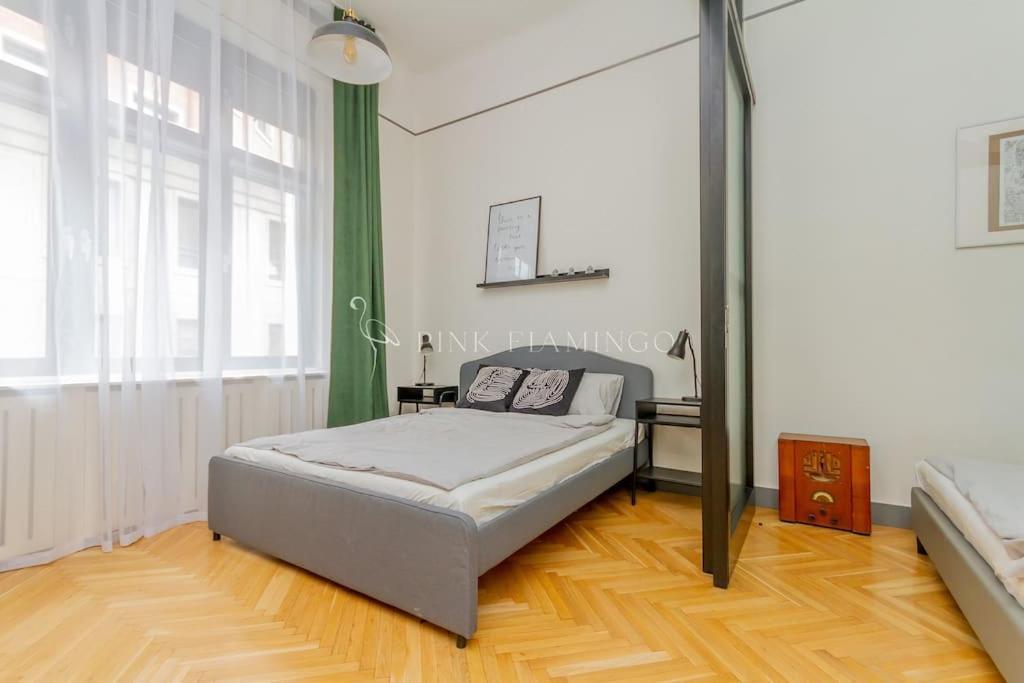 Pink Flamingo : Central Base Appartement Budapest